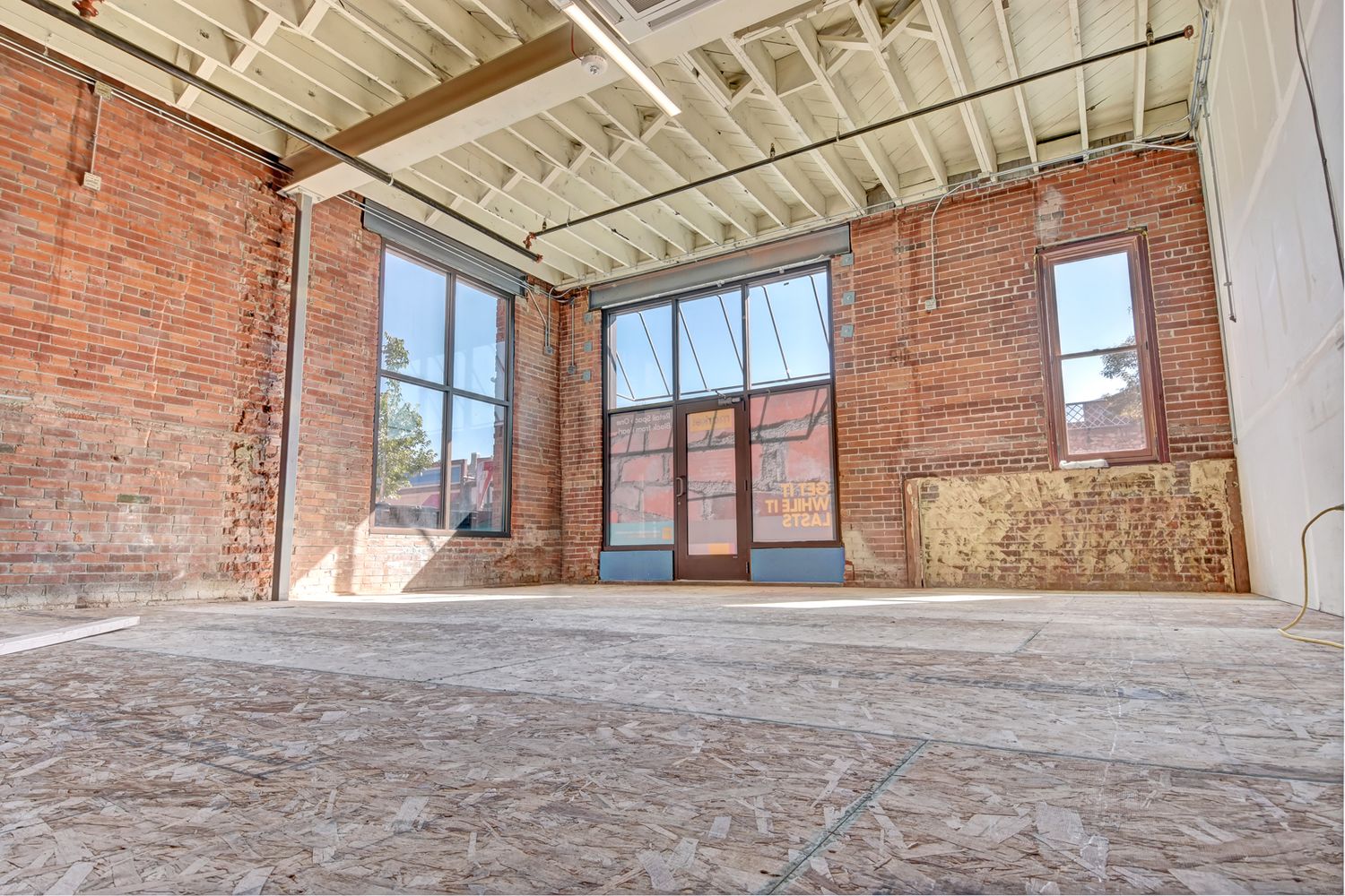 Small Retail Suite